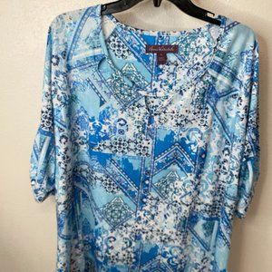 Gloria Vanderbilt Multi color blue and white top